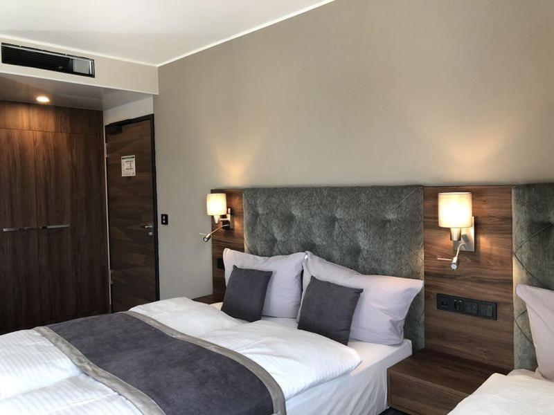 Intergroup Business & Design Hotel Ingolstadt Kosching Dış mekan fotoğraf